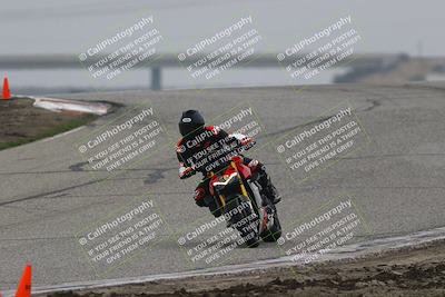 media/Nov-29-2025-TrackDaz (Sat) [[10ae2d9bce]]/A Group/Session 3 (Outside Grapevine)/